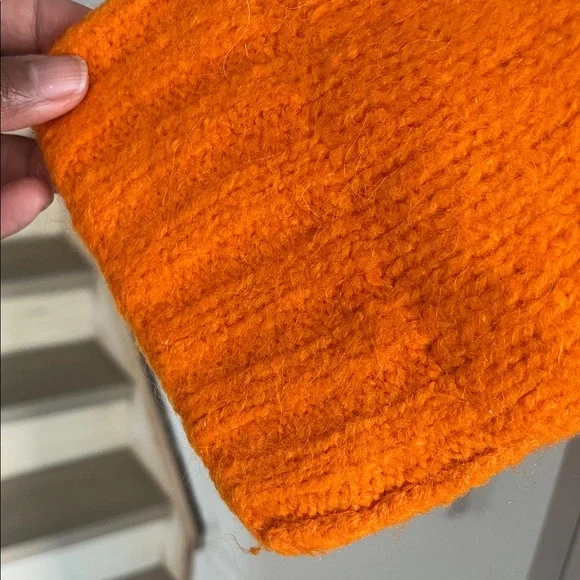 Zara Vibrant Orange V-Neck Sweater - M - Picture 3 of 9